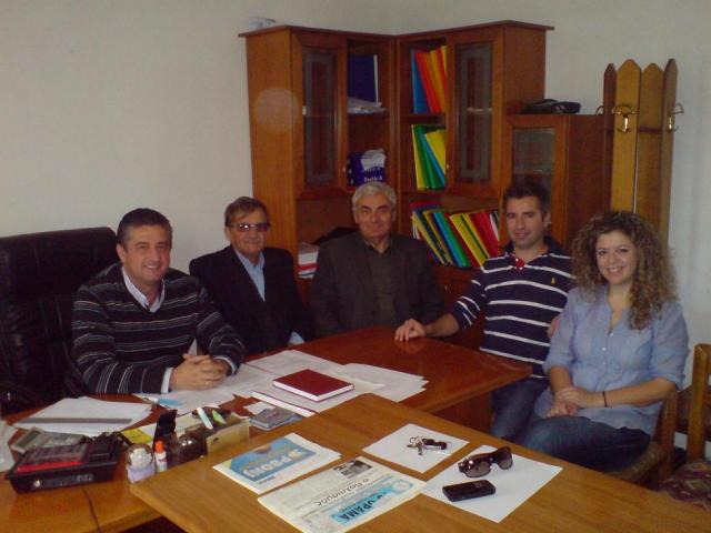 Επαρχία Αλύκου 2009-Εκστρατεία Ενίσχυσης  Ελληνικών Σχολείων Β/Η- Ε. Δήμου- Χ.Γιωργάκης-Η.Θανάσης