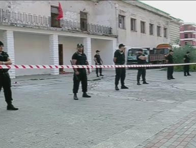 «Καταιγίδα» αντιδράσεων για τα βίαια γεγονότα στην Πρεμετή «Καταιγίδα» αντιδράσεων για τα βίαια γεγονότα στην Πρεμετή