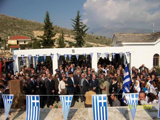 Βουλιαράτες 28η Οκτωβρίου 2010-Νεκροταφείο των Ελλήνων πεσόντων 